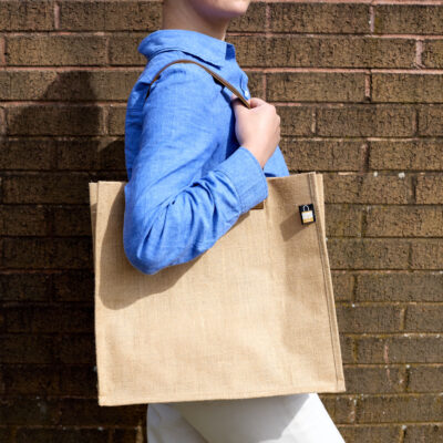 Jute Tote Bag with Bottle Pockets 4