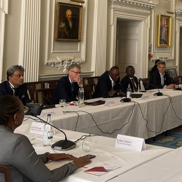 Commonwealth Investment image 3